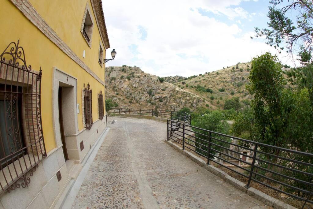 Apartamento Familiar En Toledo, Con 2 Dormitorios, Camas De Matrimonio, Ideal Ubicacion Y Fantasticas Vistas Экстерьер фото